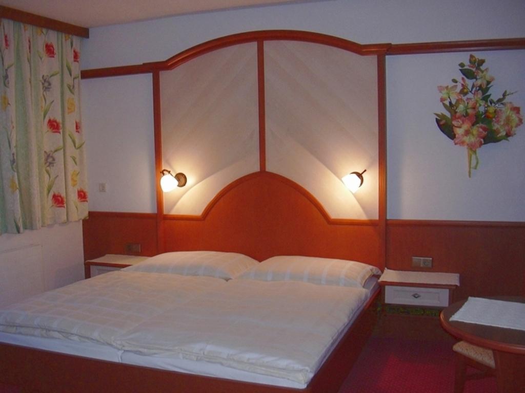 Haus Margit Apartman Kössen Szoba fotó