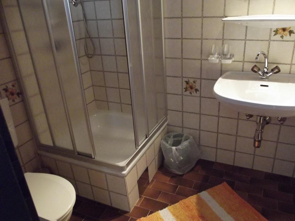Haus Margit Apartman Kössen Szoba fotó